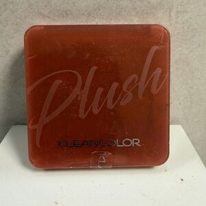 🩷5/$10 Kleancolor Peachy Pink Blush Compact